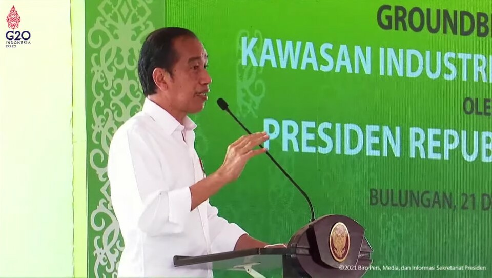 President Joko Jokowi Widodo gives his remarks during the groundbreaking event of the green industrial park in Bulungan, North Kalimantan on December 21, 2021. (JG Screenshot)