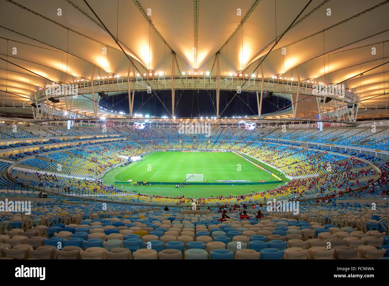 the-maracana-stadium-rio-de-janeiro-brazil-south-america-FC96WA.jpg