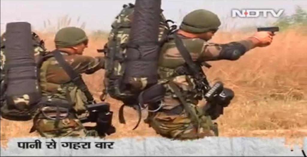0Indian+Air+Force+Garuda+special+commando+training+video+shots+online+exposure.+The+troops+are+equipped+mainly+with+Israel+TAR21+assault+rifles+the+the+domestic+British+Saas+rifle%252C+the+German-made+MP5+submachine++%25284%2529.jpg