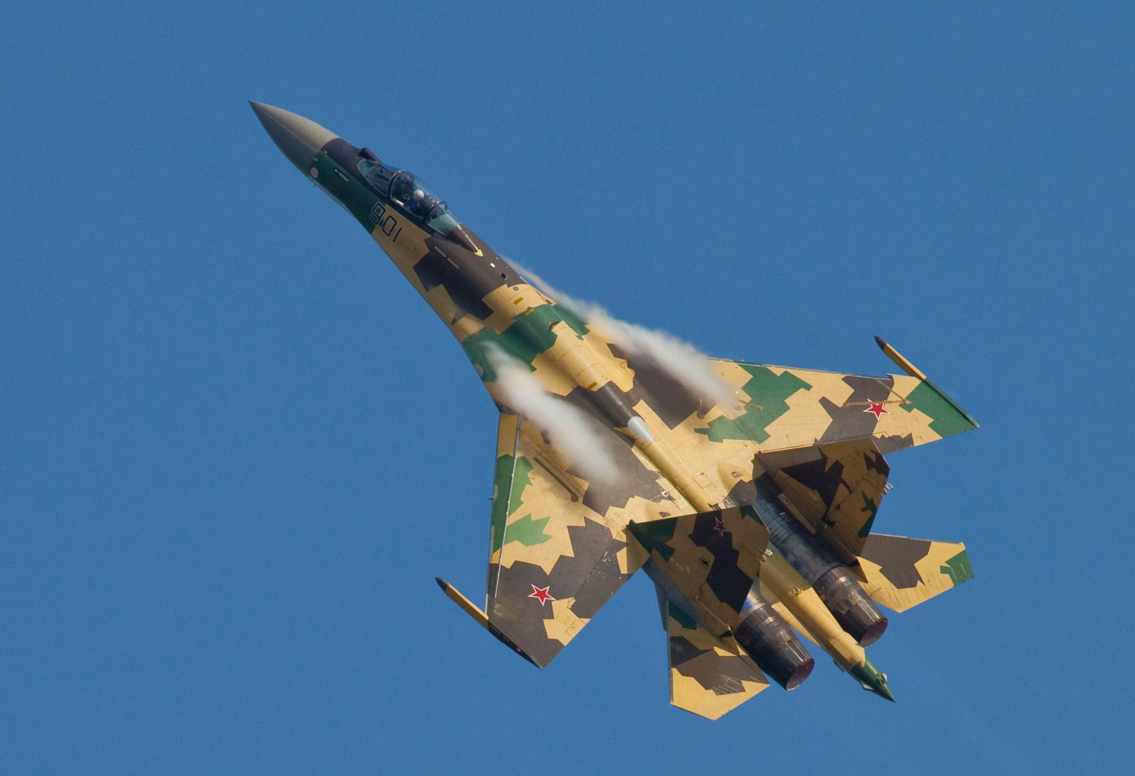 Sukhoi_Su-35_MAKS2011_Avdeev-edit.jpg