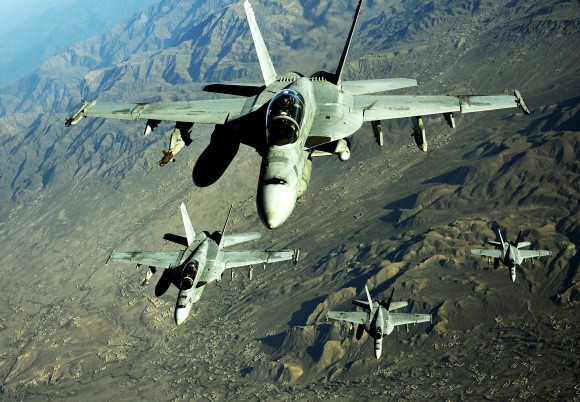 Super-Hornet-Afeganist%C3%A3o-3-580x402.jpg