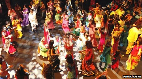 _49490539_navratri2.jpg