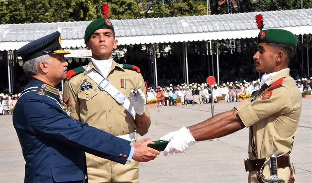 passing-out-medal-625-1570905443.jpg