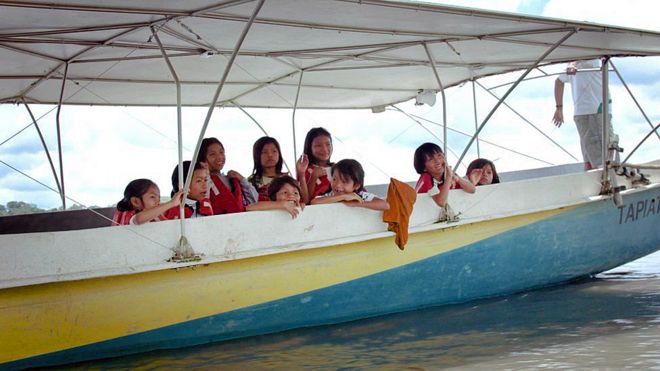_100958216_solar-canoe1.jpg