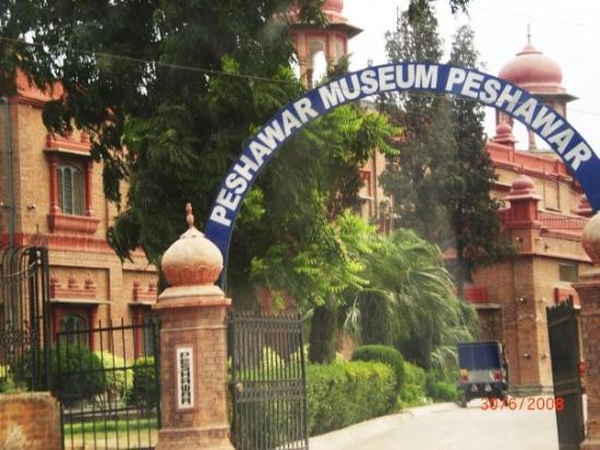 peshawar-museum.jpg
