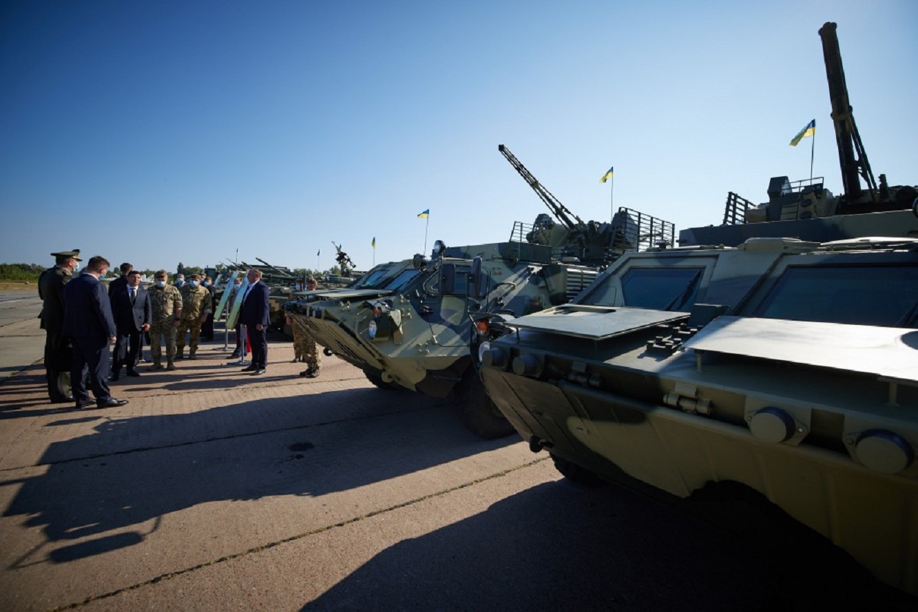 UkrOboronProm hands over new and upgraded combat vehicles to Ukrainian Army