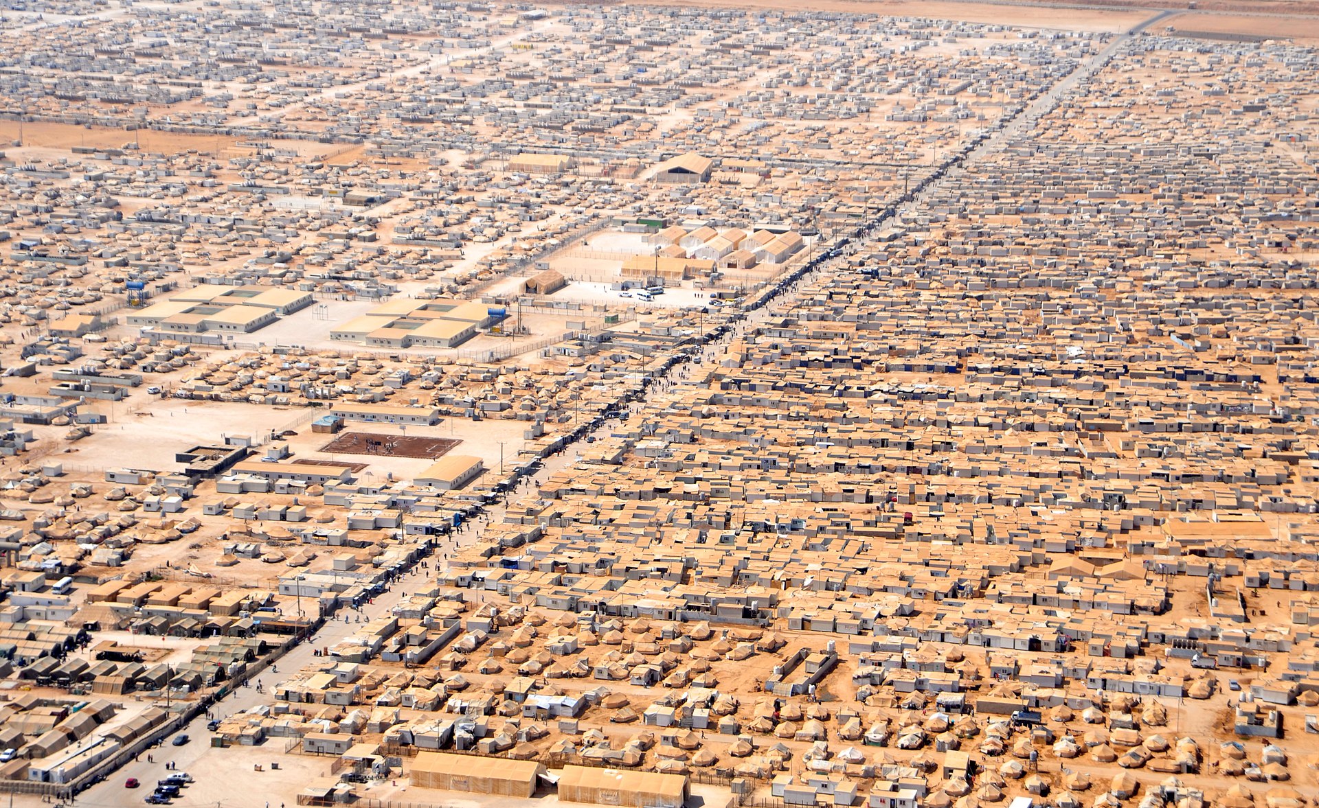 1920px-An_Aerial_View_of_the_Za%27atri_Refugee_Camp.jpg