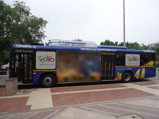 640px-HoHo_Delhi_Tourism_Bus_Image.jpg