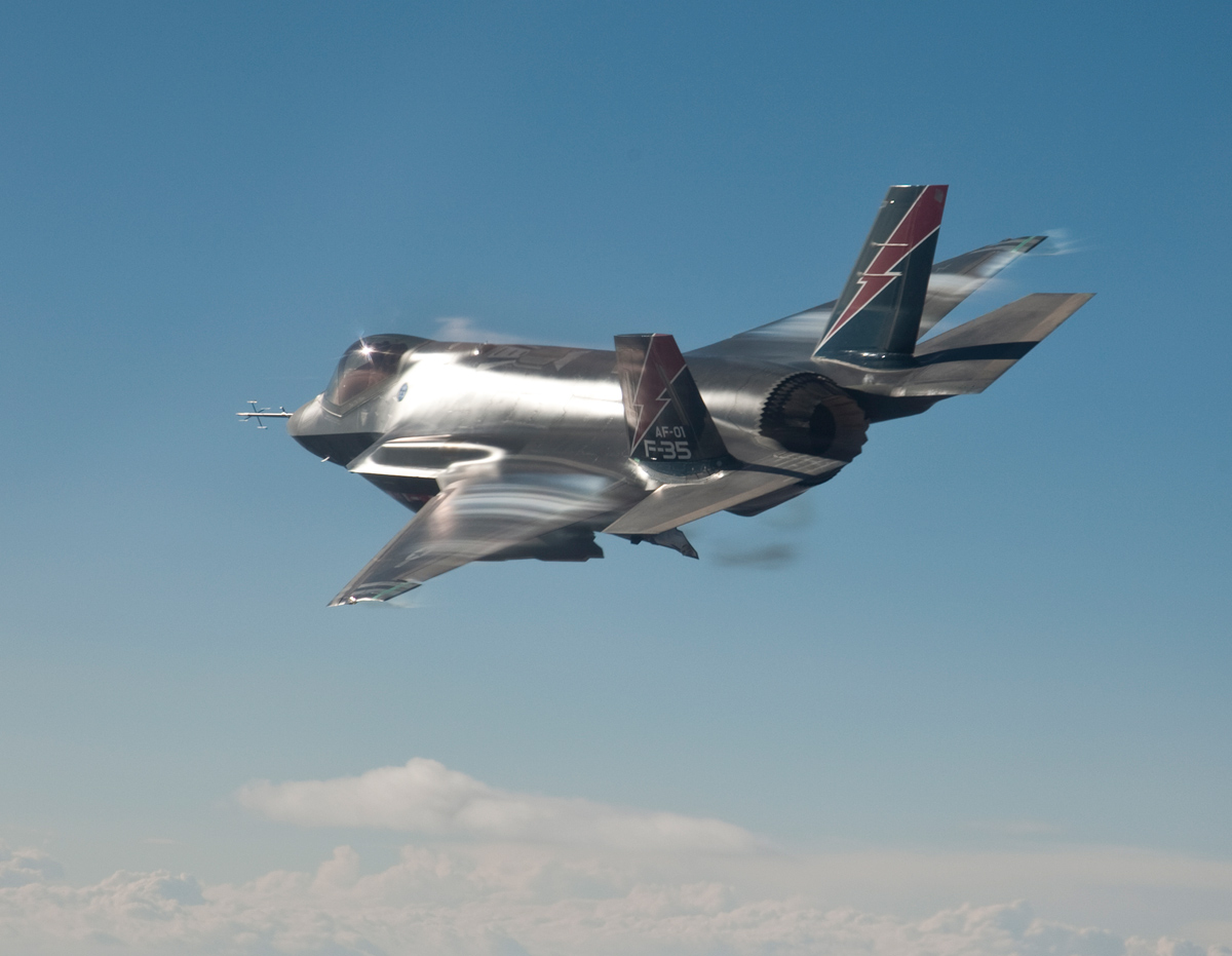 2012_F35A_Transonic_test_J00551_web_1267828237_9783.jpg