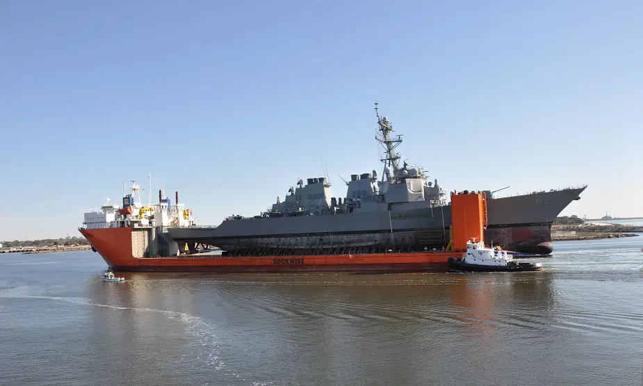 USS_Fitzgerald_arrives_in_Pascagoula_for_restoration.JPG