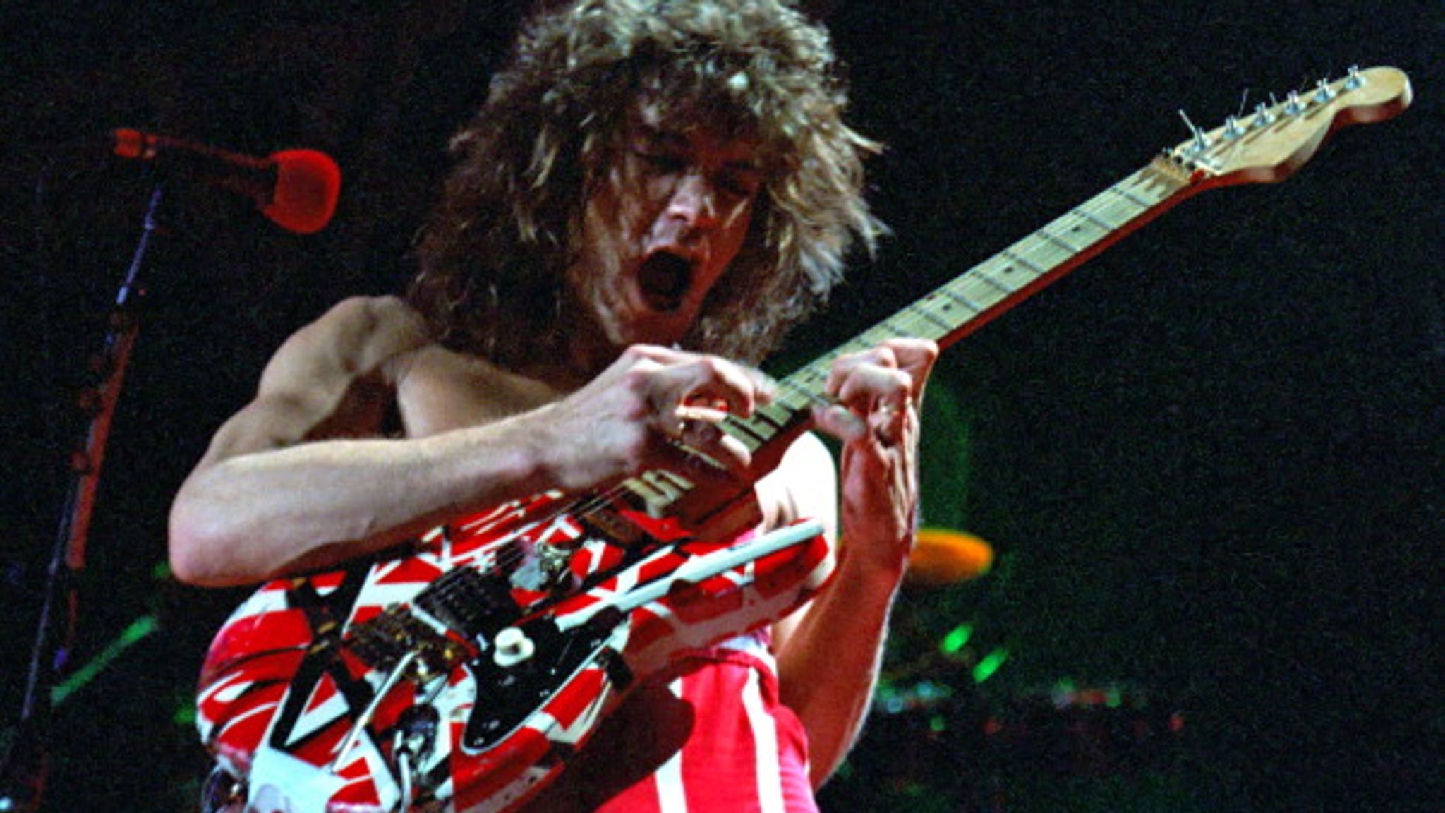 skynews-eddie-van-halen-vanhalen_5128894.jpg