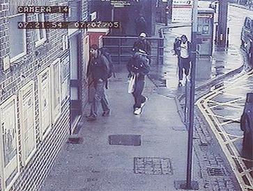 July_7%2C_2005_London_bombings_CCTV.JPG