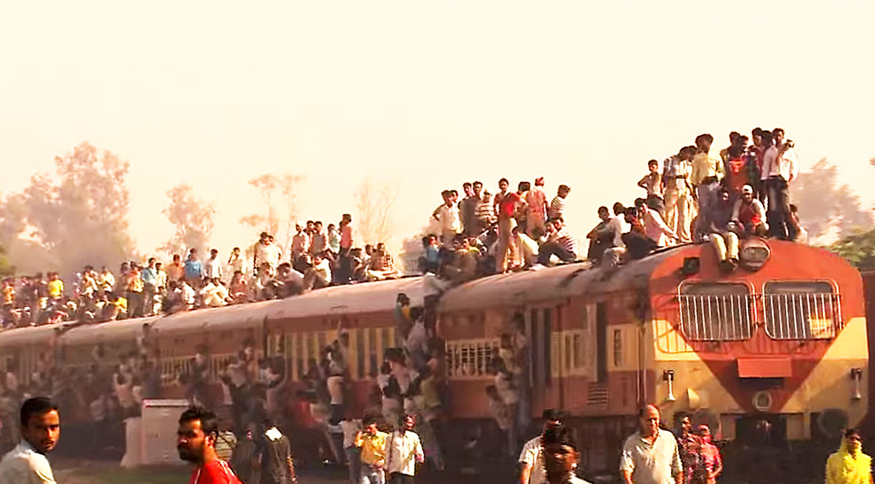 indian-train-overcrowding.jpg