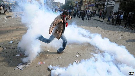 _56930067_teargas_afp_464.jpg