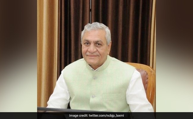 m6micrik_up-minister-laxmi-narayan-chaudhary_625x300_30_May_22.jpg