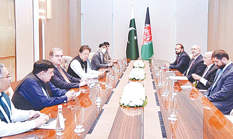 TASHKENT: Prime Minister Imran Khan along with his cabinet members meets Afghan President Ashraf Ghani on the sidelines of the conference on ‘Central & South Asia Regional Connectivity: Challenges and Opportunities’ on Friday.—APP