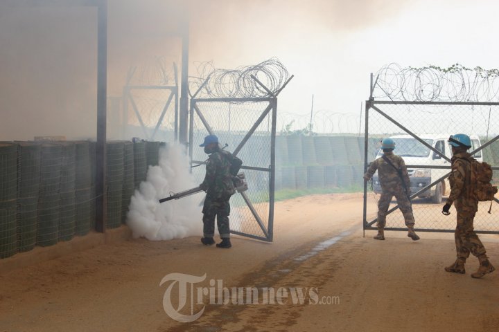 cegah-malaria-prajurit-tni-fogging-wilayah-supercamp-darfur_20160720_163304.jpg