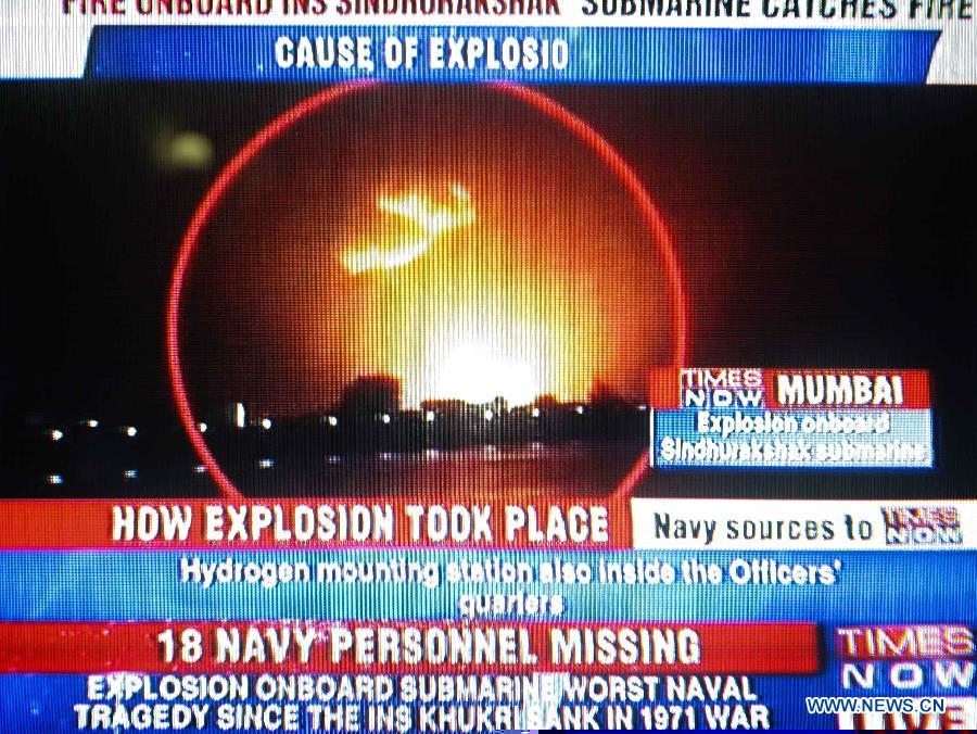 indian-submarine-explodes-aug-2013.jpg