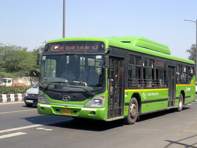 800px-DTC_Bus_Green_Non_AC.jpg