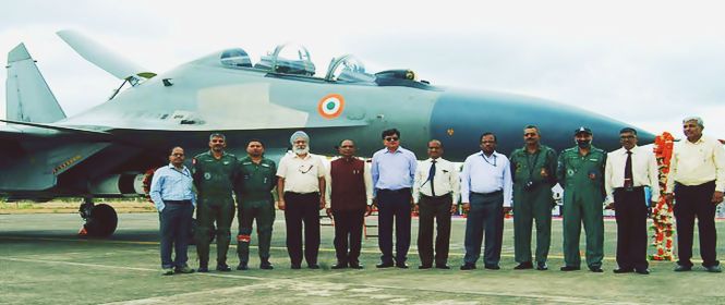 Sukhoi-Su-30MKI_With_Brahmos_1.jpg