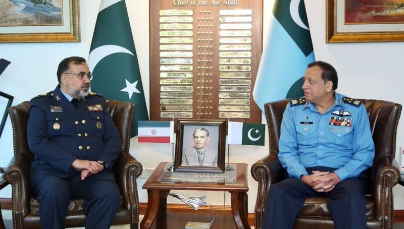 Iran Air Force commander meets PAF chief