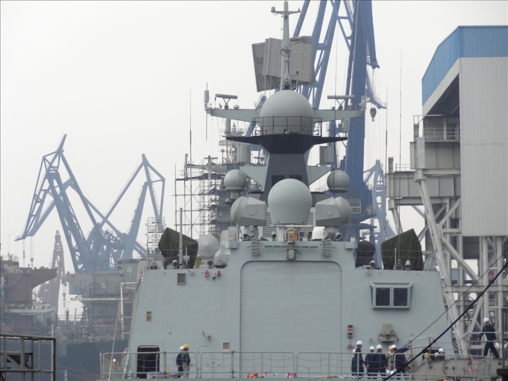 Type+054ABC+HQ-16+A+B+Cvertical+launch+system+%2528VLS%2529+Harbin+Z-9C+Jiangkai-II+C+802A+Type+730+CIWS+YJ-83+sea-skimming+anti-ship+cruise+missile+CODAD+Shanghai-based+Hudong+plan+china+navy+%25283%2529.jpg