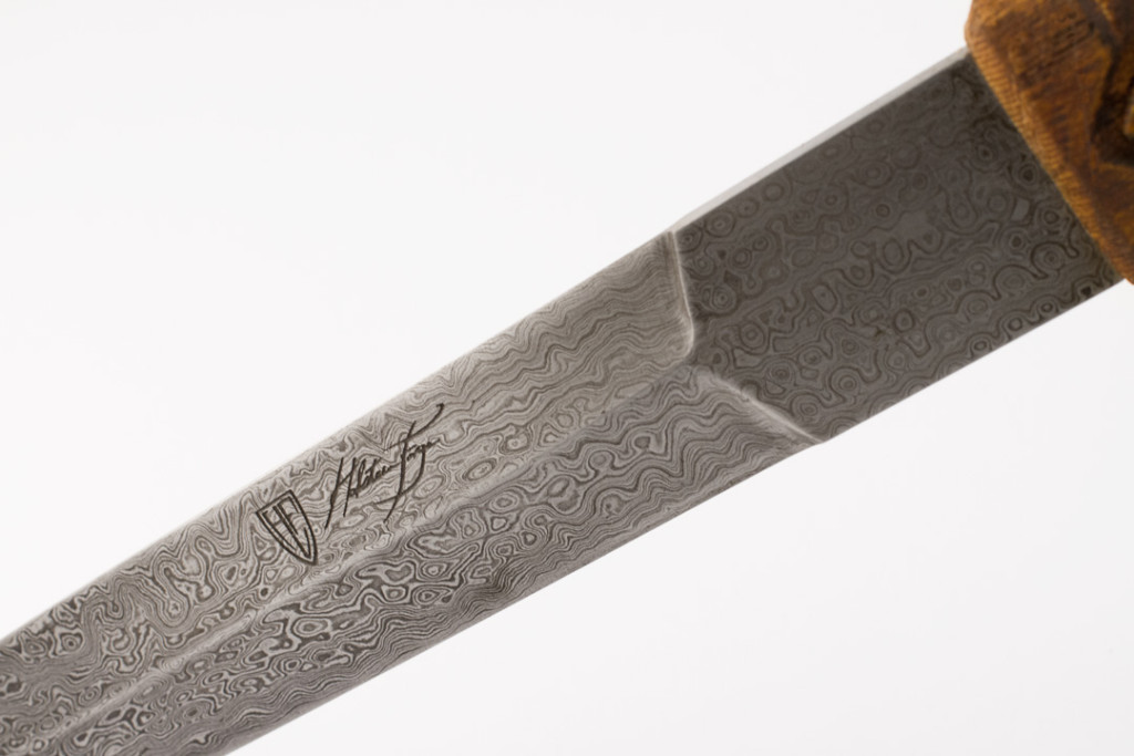 1905-damascus-steel-knife-1024x683.jpg