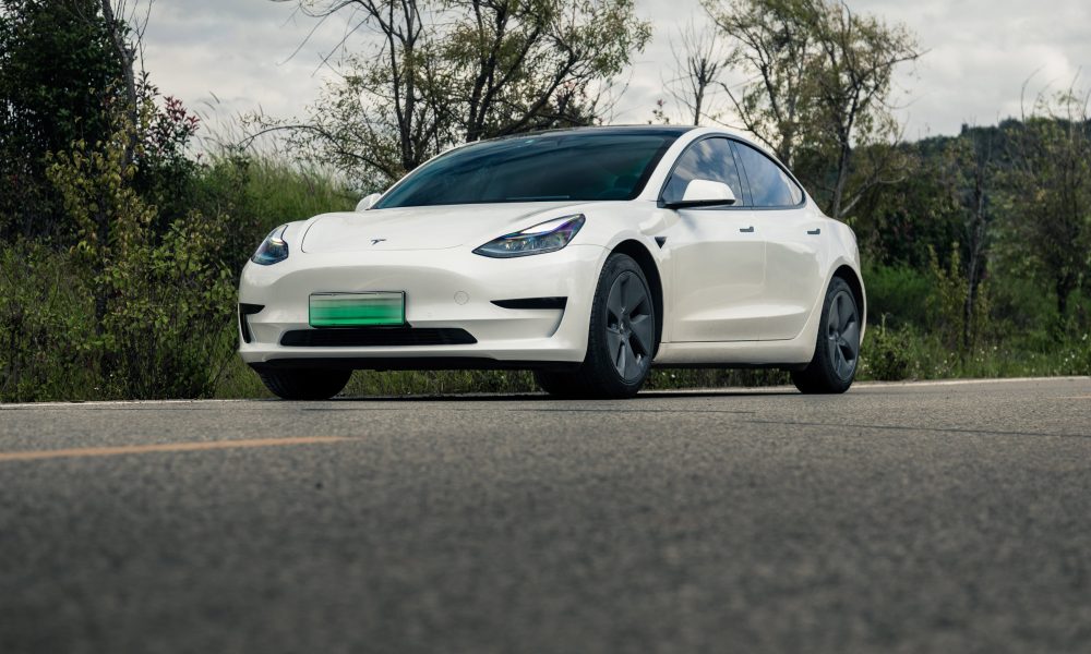 www.teslarati.com