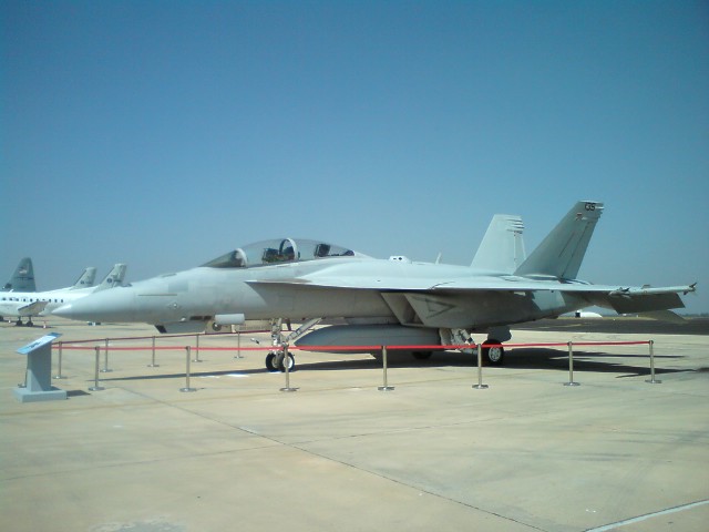 F-18_Hornet_2.jpg