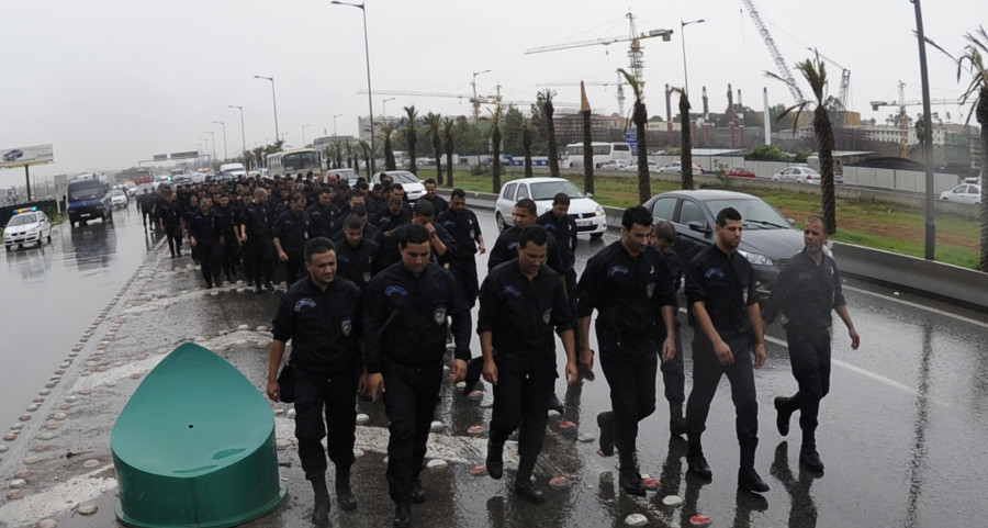 n-MANIFESTATION-DES-POLICIERS--ALGER-huge.jpg