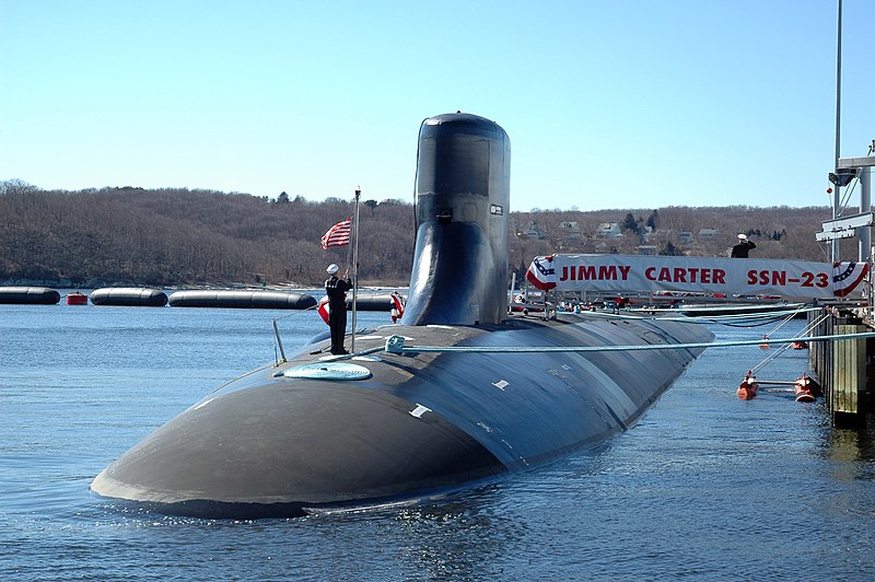 800px-USS_Jimmy_Carter_%28SSN-23%29_flying_Jack.jpg