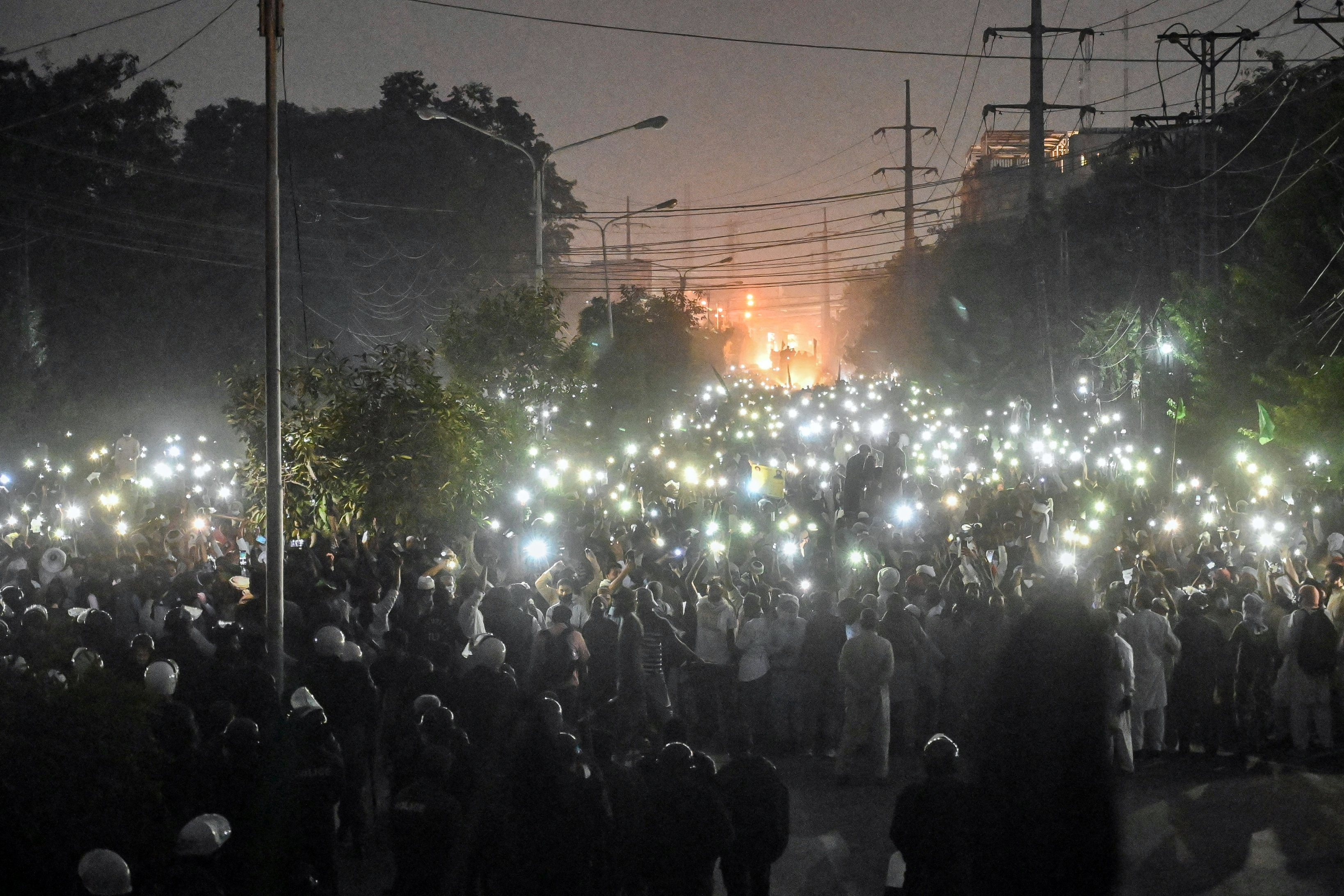 TLP-protest-in-Lahore-AFP31634926343-0.jpg