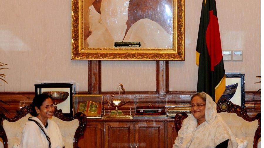 Mamata Banerjee with Sheikh Hasina