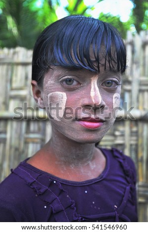 stock-photo-rohingyan-girl-at-myanmar-this-picture-was-taken-during-the-battle-between-islam-and-buddhism-in-541546960.jpg