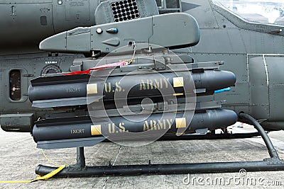 hellfire-anti-tank-missiles-17424282.jpg