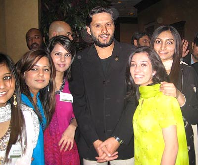 29celeb-shahid-afridi1.jpg