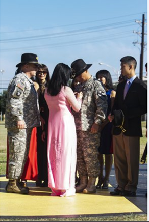 bg-viet-luong-pinning-ceremony.png