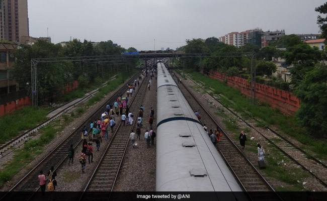 rajdhani-express-delhi-derail_650x400_61504768944.jpg