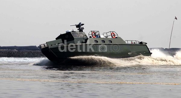 kapal-tni-2.jpg