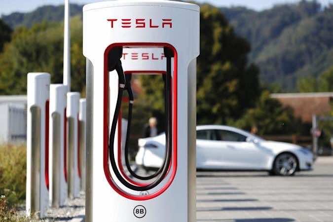 Morocco’s Accor Hotels Welcome 12 Tesla Superchargers
