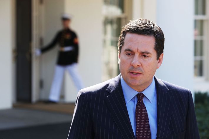 24-devin-nunes-white-house.w710.h473.jpg