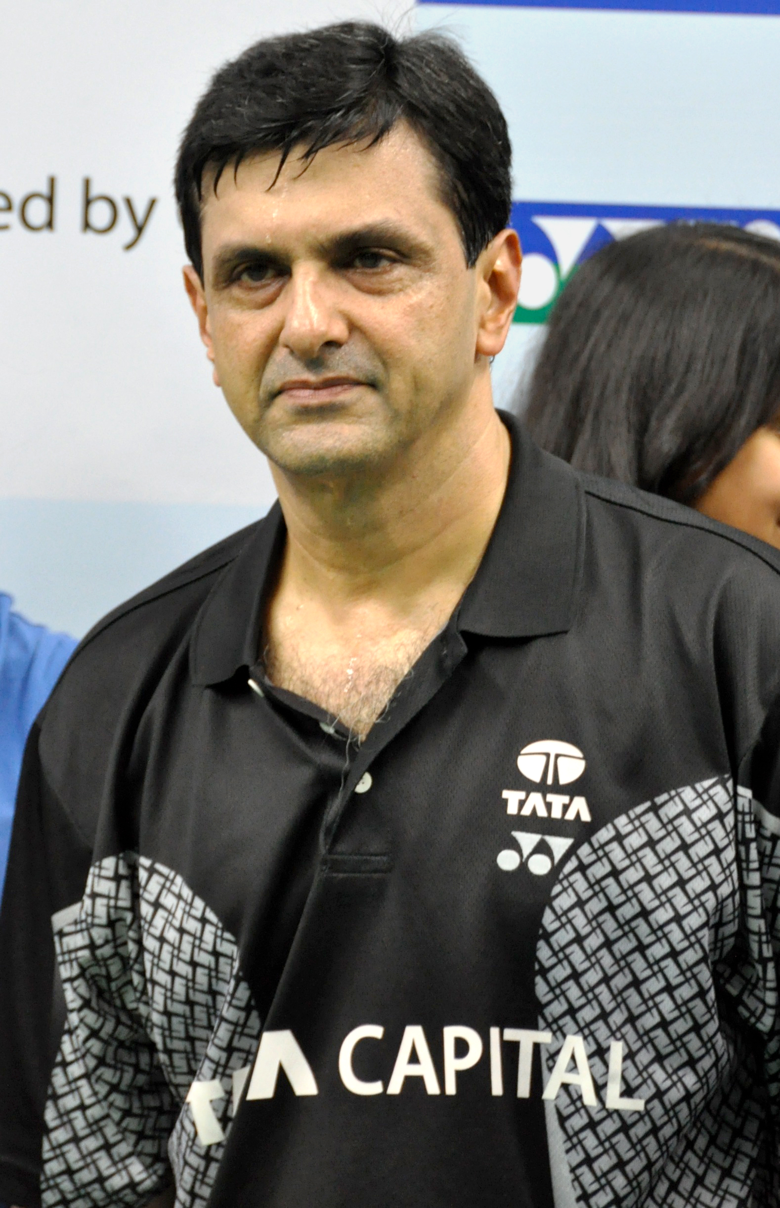 Prakash_Padukone_at_the_Tata_Open_championship.JPG