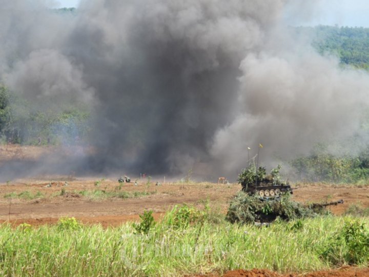 tni-ad-latihan-demonstrasi-pertempuran-tni-ad-ta-2015_20150617_170025.jpg