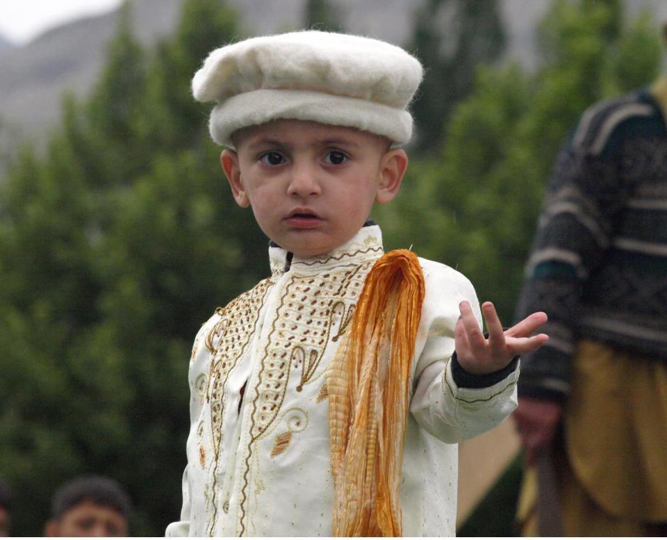 A+kid+performing+cultural+dance+in+gilgit....jpg