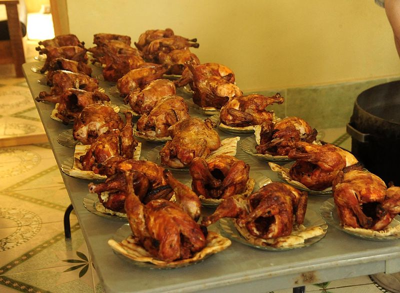 800px-Afghan_roast_chicken-2010.jpg