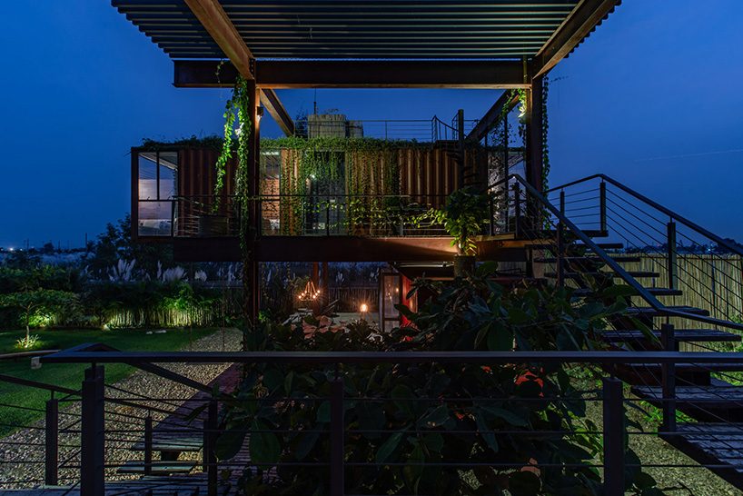 container-house-river-and-rain-bangladesh-designboom-11-818x546.jpg