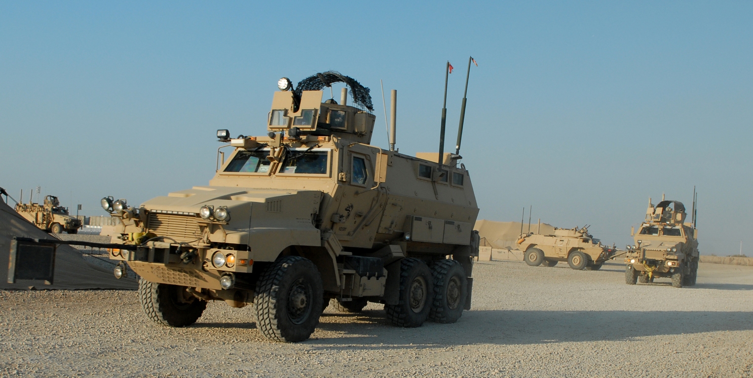 Caiman_mine-resistant,_ambush-protected_vehicles_in_Iraq.jpg