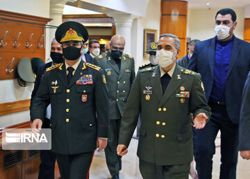 Iran-Azerbaijan defense ministers' meeting in Tehran