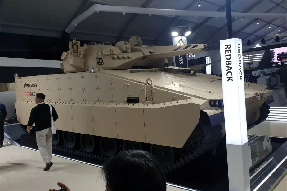 Hanwha_Defense_Company_AS21_RedBack_tracked_armored_IFV_unveiled_at_ADEX_2019_925_001.jpg