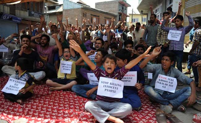 kashmir-protests-afp_650x400_41471806769.jpg